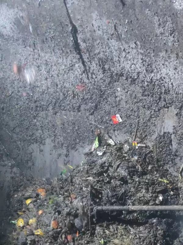 关岭污水池清理